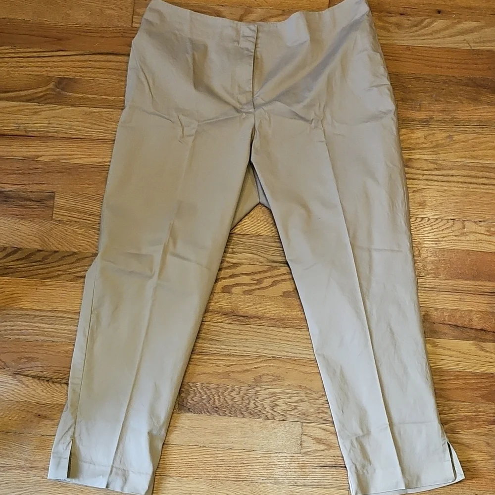 Emma James Women's Khaki Chinos - Picture 1 of 3